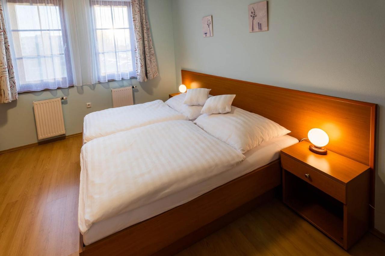 Apartman Eliska Trebon Exterior photo